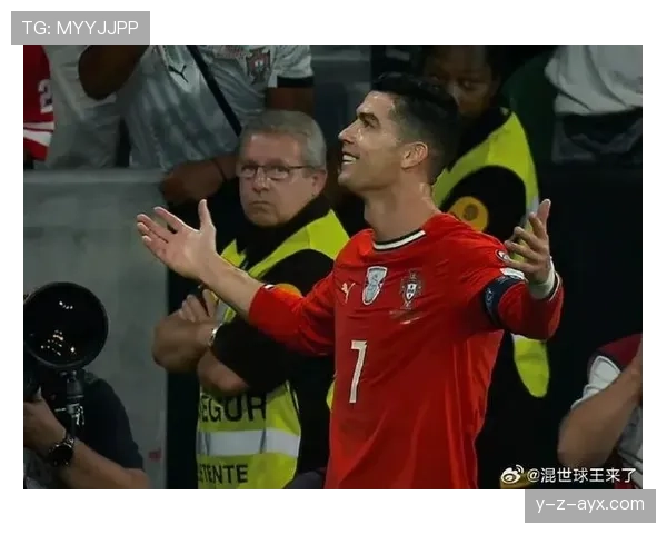 C罗凭职业态度赛场坚韧，状态回升引发广泛关注