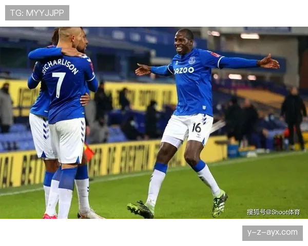 佩佩·雷纳近期状态回暖,表现稳健备受期待 佩佩·雷纳近期状态回暖,表现稳健备受期待